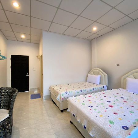 Som Guesthouse Patong Zewnętrze zdjęcie