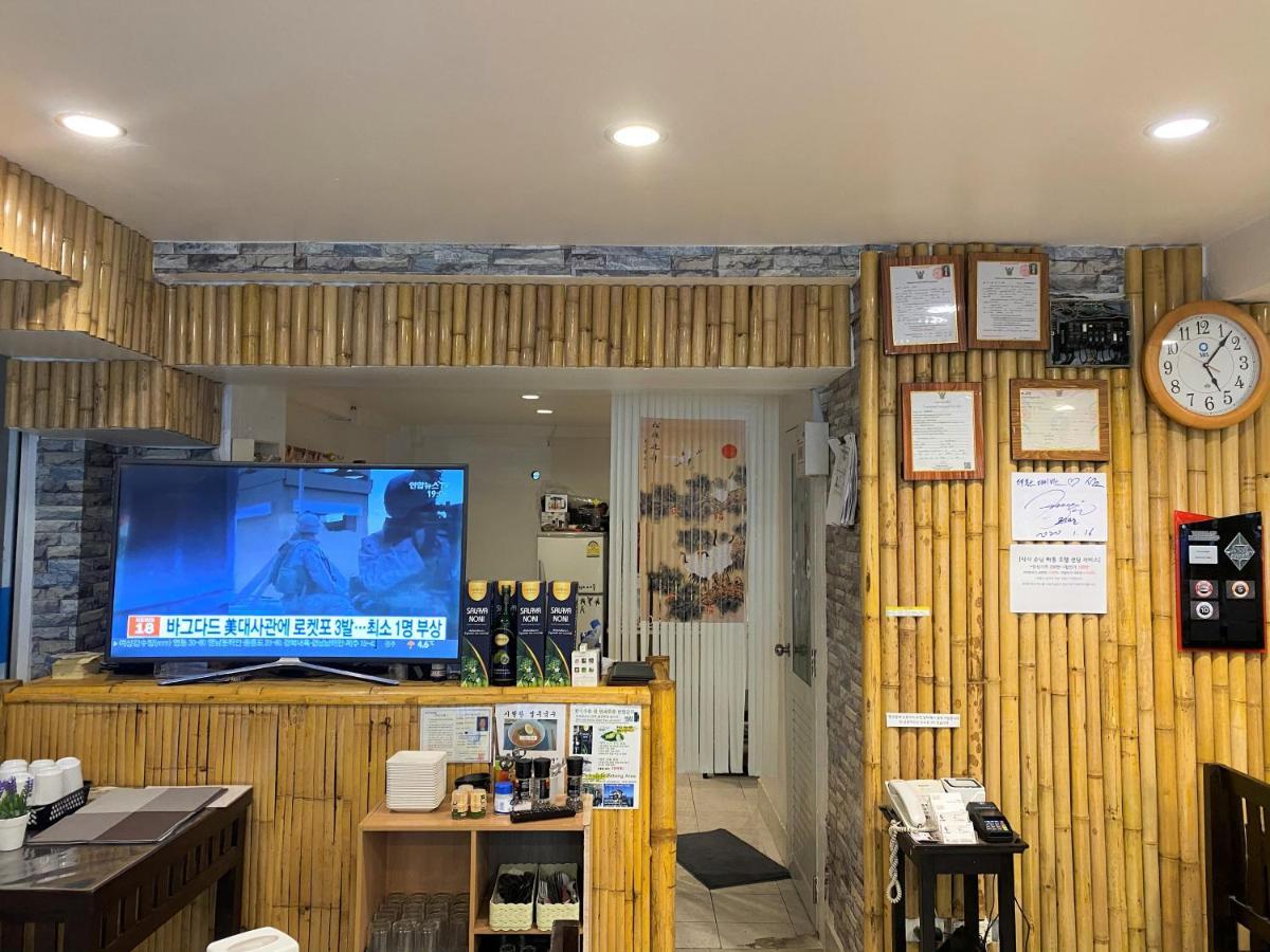 Som Guesthouse Patong Zewnętrze zdjęcie